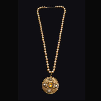 necklace with pendant 35