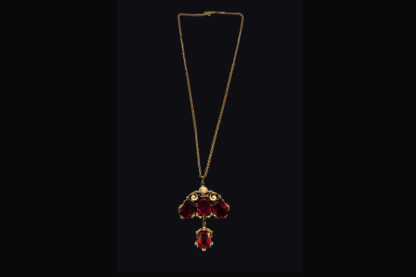 necklace with pendant 47