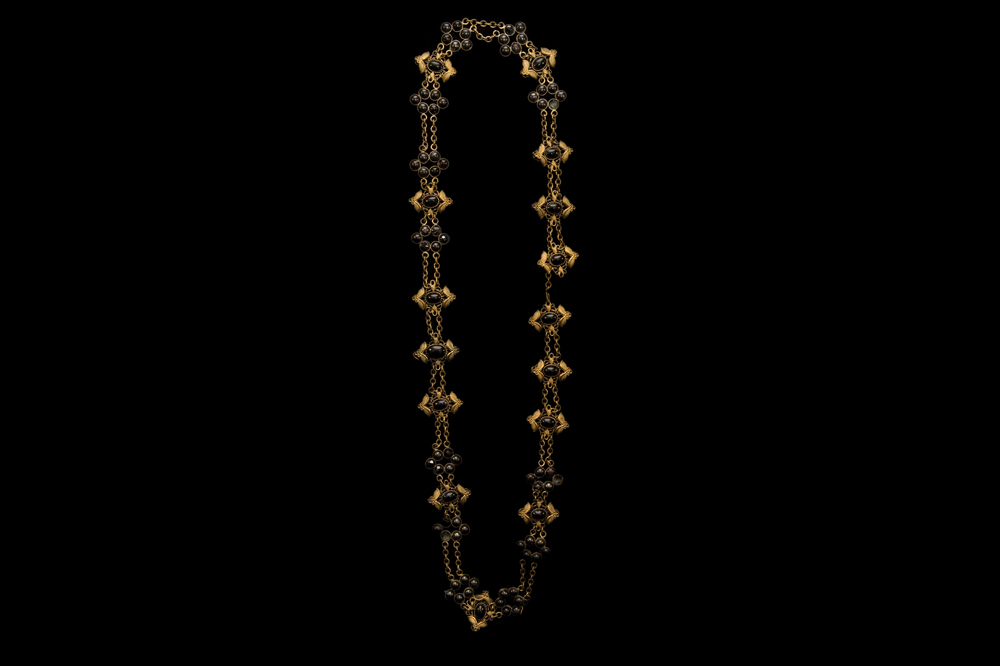 Big Necklace Gold/Jet And White 1