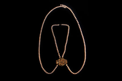 big necklace with pearls 19