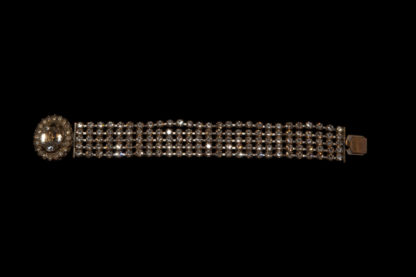 1900 bracelets 47