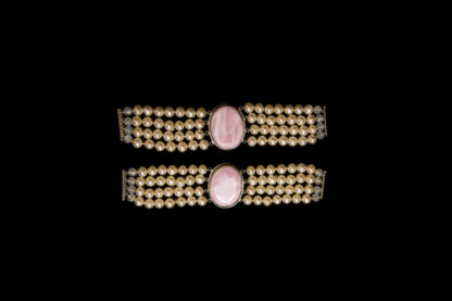 1800 bracelets 67-68