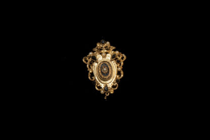 1800 Brooch 22