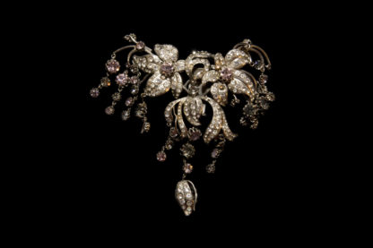 1800 Brooch 3